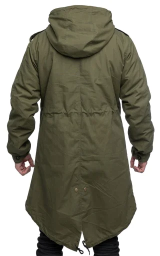 Model: 175 cm tall, 75 kg
Parka size: Medium Regular