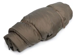 This sleeping bag doesn't come with a storage bag.