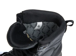 Waterproof Gore-tex membrane.