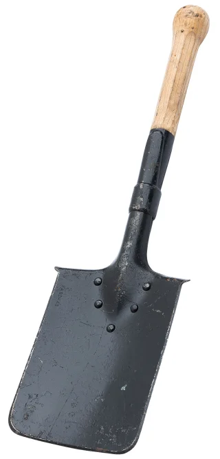 Flat blade that isn't pleasant for digging even your worst enemy's grave