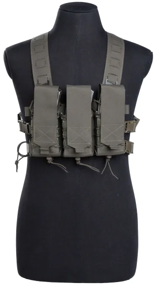 Works as a minimalist chest rig with Särmä TST X-harness, which is sold separately.