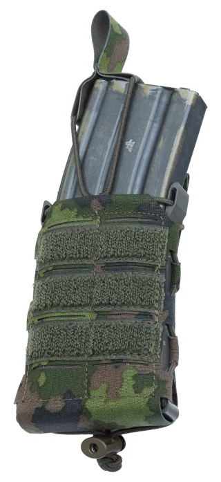 The elastic Tri-Tab retention can be attached the in the middle or on the side where it won’t be in the way when you put the mag in the pouch.